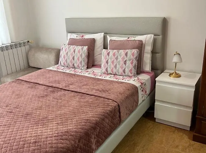 Moradia Da Ilda - نازاريه