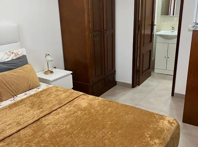 Moradia Da Ilda - بيت للعطل نازاريه